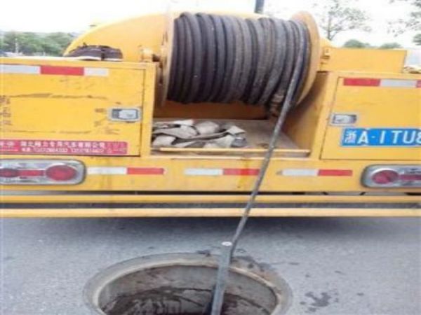 梦到帮爸爸疏通河道（梦见疏通河道什么意思）
